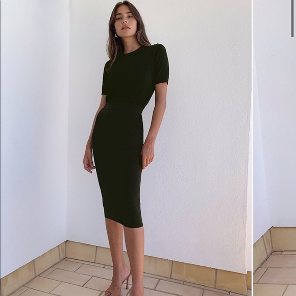 Babaton Dresses & Skirts - Babaton Sculp Knit Tube Skirt